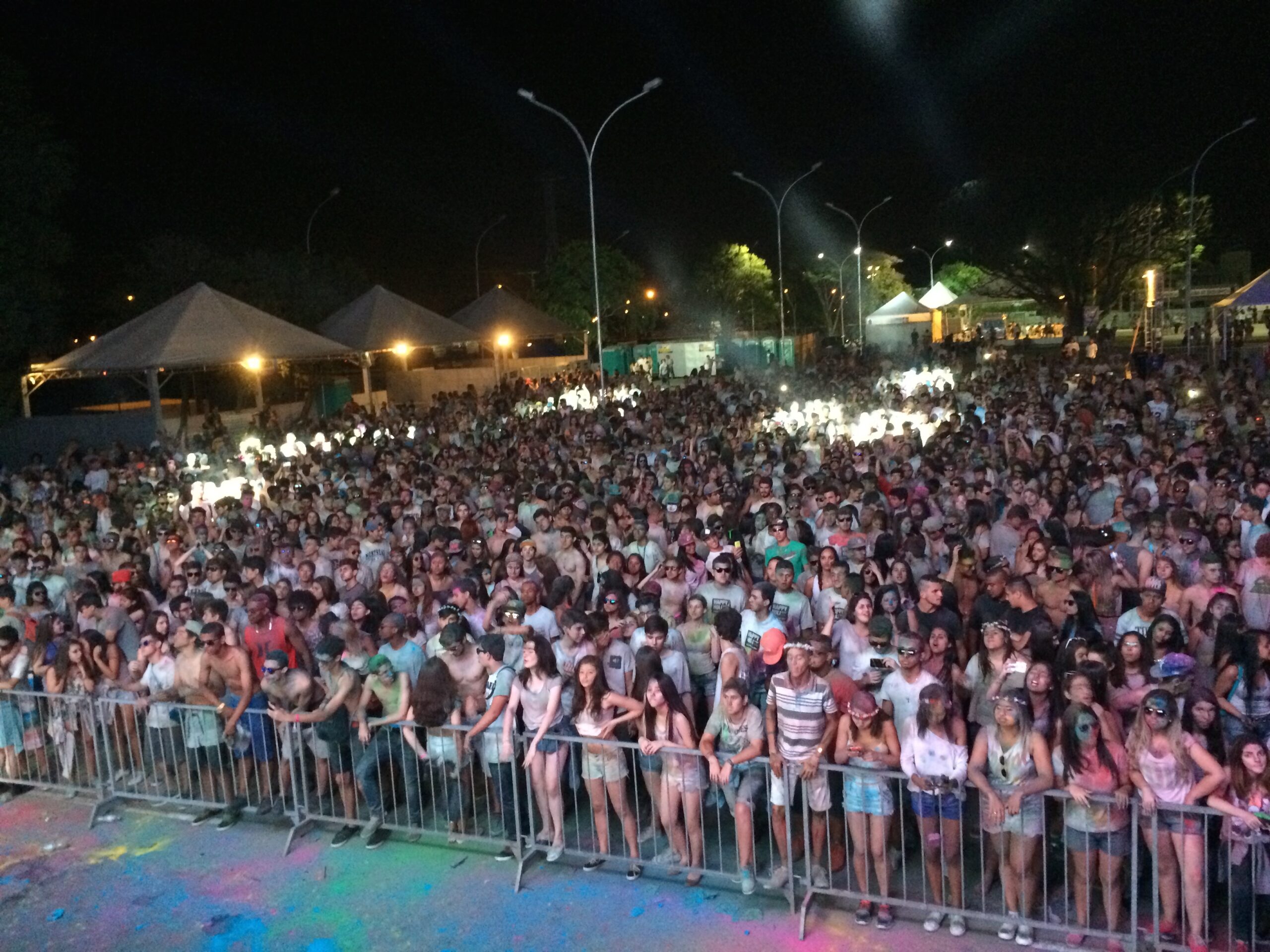 Happy Holi Festival - Estádio Martins Pereira 2015