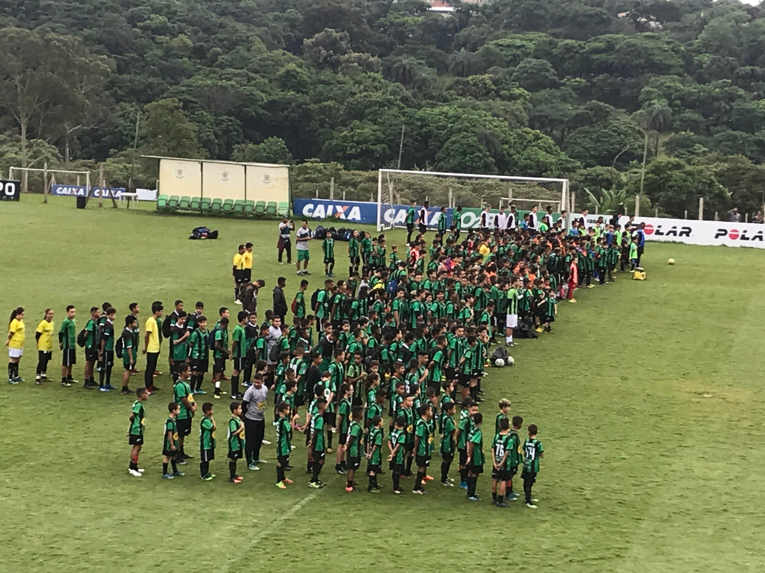 Festival das Escolas Oficiais de Futebol do América Mineiro - América Futebol Clube - America/MG